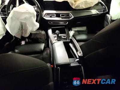 Zdjęcie 8 z 13 samochodu: 2019 BMW X5 XDRIVE40I VIN:5UXCR6C53KLL06588 - miniatura
