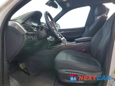 Zdjęcie 7 z 12 samochodu: 2018 BMW X5 VIN:5UXKR2C51J0X07724 - miniatura