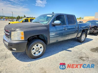 2011 CHEVROLET SILVERADO K1500 LTZ 1GCPKTE30BF152079 - główne zdjęcie licytacji z USA - miniatura