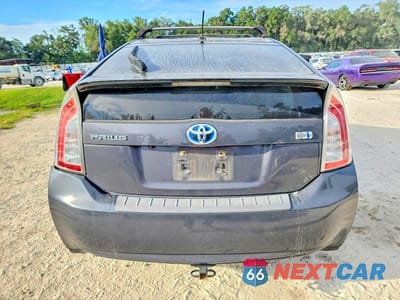 Zdjęcie 6 z 12 samochodu: 2015 TOYOTA PRIUS FIVE VIN:JTDKN3DU7F1957608 - miniatura