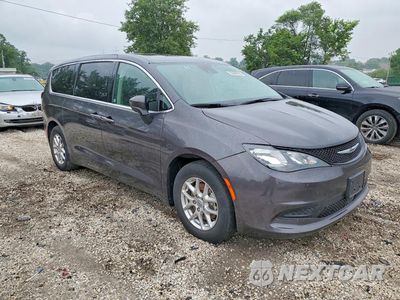 Czwarte zdjęcie samochodu z boku: 2023 CHRYSLER VOYAGER LX VIN:2C4RC1CG0PR606234 - miniatura