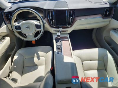 Zdjęcie 8 z 13 samochodu: 2021 VOLVO XC60 T6 MOMENTUM VIN:YV4A22RKXM1777054 - miniatura
