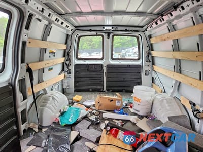 Zdjęcie 10 z 13 samochodu: 2025 GMC SAVANA G2500 VIN:1GTW7AFP6S1169405 - miniatura