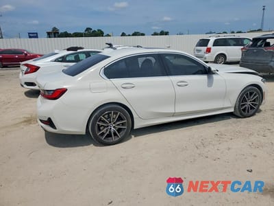 Trzecie zdjęcie samochodu z tyłu: 2019 BMW 330XI VIN:WBA5R7C51KFH26980 - miniatura