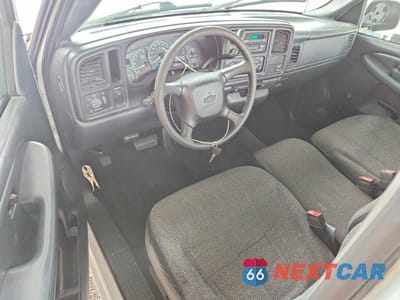 Zdjęcie 8 z 12 samochodu: 2000 CHEVROLET SILVERADO C1500 VIN:1GCEC14W4YZ241228 - miniatura