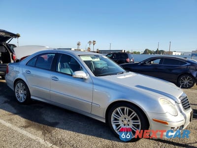 Czwarte zdjęcie samochodu z boku: 2008 MERCEDES-BENZ E 350 VIN:WDBUF56X98B228885 - miniatura