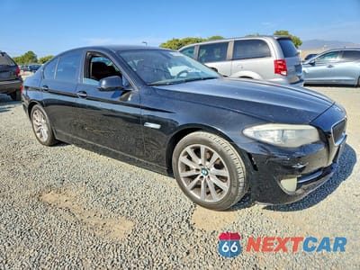 Czwarte zdjęcie samochodu z boku: 2011 BMW 528 I VIN:WBAFR1C54BC739741 - miniatura