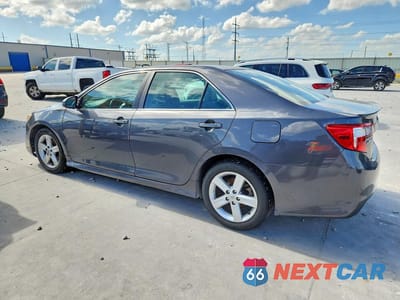 Drugie zdjęcie samochodu z przodu: 2012 TOYOTA CAMRY SE VIN:4T1BF1FK5CU082743 - miniatura
