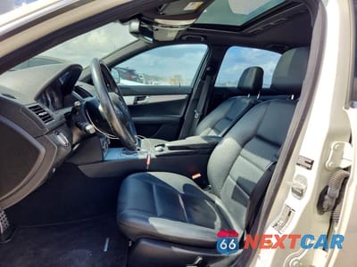 Zdjęcie 7 z 12 samochodu: 2008 MERCEDES-BENZ C 300 VIN:WDDGF54X68F097656 - miniatura