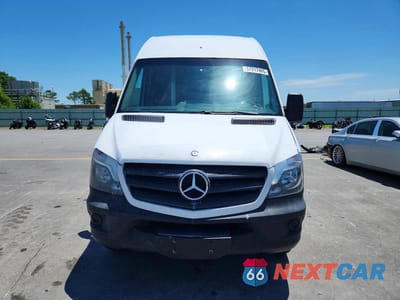 Piąte zdjęcie samochodu w środku: 2015 MERCEDES-BENZ SPRINTER 2500 VIN:WD3PE8DBXFP133921 - miniatura