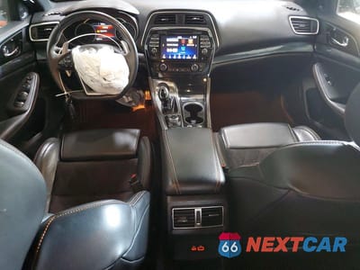 Zdjęcie 8 z 13 samochodu: 2021 NISSAN MAXIMA SR VIN:1N4AA6EV9MC511113 - miniatura