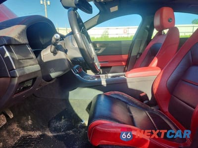 Zdjęcie 7 z 12 samochodu: 2017 JAGUAR XF S VIN:SAJBM4BV9HCY31473 - miniatura