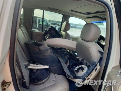 Zdjęcie 10 z 12 samochodu: 2002 JEEP LIBERTY LIMITED VIN:1J4GK58K12W338092 - miniatura