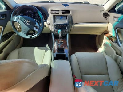 Zdjęcie 8 z 12 samochodu: 2011 LEXUS IS 250 VIN:JTHCF5C26B5046054 - miniatura