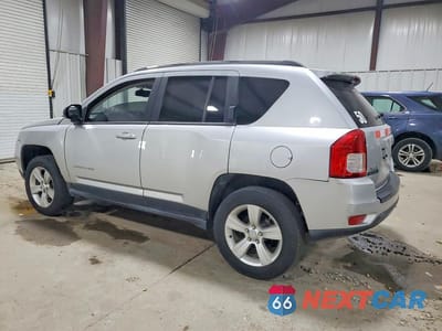 Drugie zdjęcie samochodu z przodu: 2013 JEEP COMPASS SPORT VIN:1C4NJDBB2DD272167 - miniatura