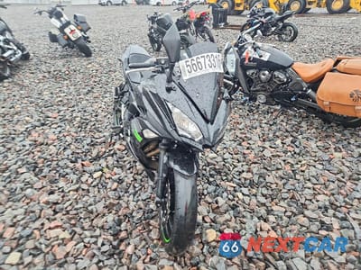 Drugie zdjęcie samochodu z przodu: 2019 KAWASAKI EX650 J VIN:JKAEXEJ1XKDA04202 - miniatura