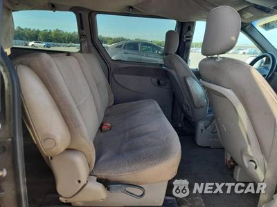 Zdjęcie 11 z 13 samochodu: 2001 CHRYSLER TOWN & COUNTRY LX VIN:1C4GP44381B273263 - miniatura