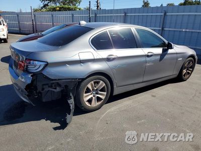 Trzecie zdjęcie samochodu z tyłu: 2012 BMW 528 I VIN:WBAXG5C5XCDW85472 - miniatura