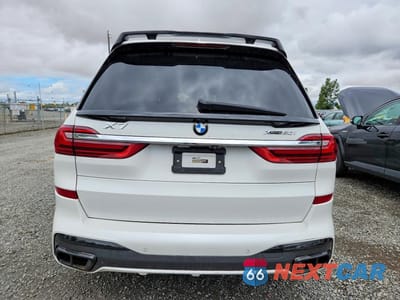 Zdjęcie 6 z 13 samochodu: 2019 BMW X7 XDRIVE50I VIN:5UXCX4C56KLS36014 - miniatura
