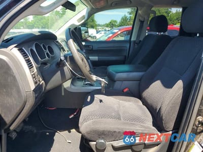 Zdjęcie 7 z 12 samochodu: 2011 TOYOTA TUNDRA DOUBLE CAB SR5 VIN:5TFUY5F18BX161682 - miniatura
