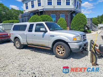 Czwarte zdjęcie samochodu z boku: 2010 FORD RANGER SUPER CAB VIN:1FTLR4FE0APA09660 - miniatura