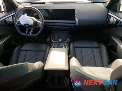 Zdjęcie 8 z 13 samochodu: 2025 BMW X3 30 XDRIVE VIN:5UX53GP04S9Z59569 - miniatura