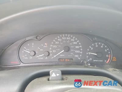 Zdjęcie 9 z 12 samochodu: 2004 CHEVROLET CAVALIER 2D VIN:1G1JC12F747182353 - miniatura