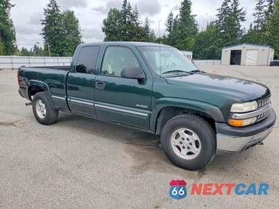 Czwarte zdjęcie samochodu z boku: 2001 CHEVROLET SILVERADO K1500 VIN:2GCEK19T111152636 - miniatura
