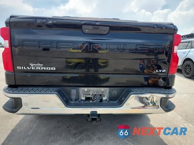 Zdjęcie 6 z 12 samochodu: 2021 CHEVROLET SILVERADO C1500 LTZ VIN:3GCPWEED8MG377067 - miniatura