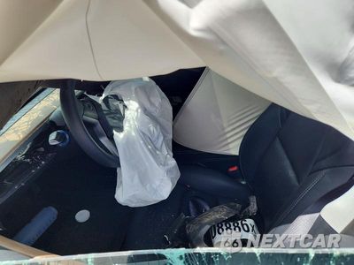 Zdjęcie 7 z 11 samochodu: 2023 TESLA 3 VIN:5YJ3E1EA3PF474249 - miniatura