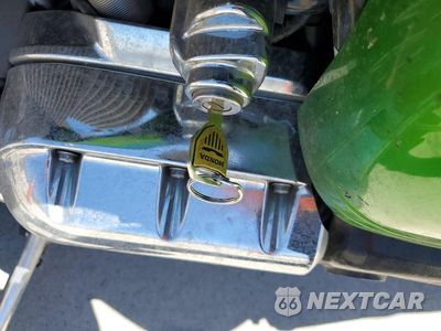 Zdjęcie 8 z 9 samochodu: 2003 HONDA VTX1800 C VIN:1HFSC46053A103708 - miniatura