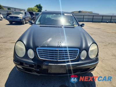Piąte zdjęcie samochodu w środku: 2003 MERCEDES-BENZ E 320 VIN:WDBUF65J13A294817 - miniatura