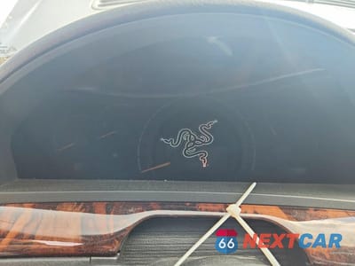 Zdjęcie 9 z 12 samochodu: 2002 MERCEDES-BENZ S 500 VIN:WDBNG75J12A314554 - miniatura