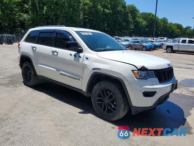 Czwarte zdjęcie samochodu z boku: 2018 JEEP GRAND CHEROKEE LIMITED VIN:1C4RJFBG3JC236532 - miniatura