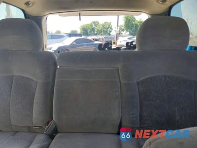 Zdjęcie 10 z 13 samochodu: 2002 CHEVROLET TAHOE K1500 VIN:1GNEK13T22R257775 - miniatura