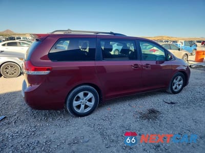 Trzecie zdjęcie samochodu z tyłu: 2011 TOYOTA SIENNA LE VIN:5TDKK3DC1BS088470 - miniatura