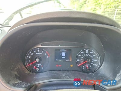 Zdjęcie 9 z 12 samochodu: 2020 KIA SOUL LX VIN:KNDJ23AUXL7705577 - miniatura