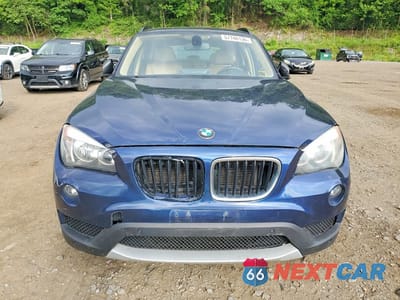 Piąte zdjęcie samochodu w środku: 2013 BMW X1 XDRIVE28I VIN:WBAVL1C57DVR90256 - miniatura