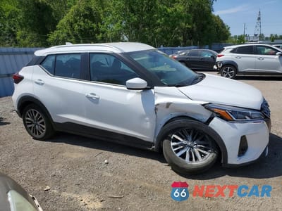 Czwarte zdjęcie samochodu z boku: 2025 NISSAN KICKS PLAY SV VIN:3N1CP5CVXSL464869 - miniatura