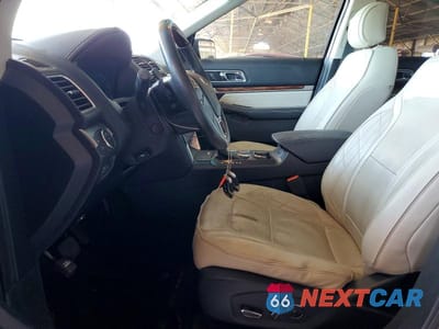 Zdjęcie 7 z 13 samochodu: 2017 FORD EXPLORER PLATINUM VIN:1FM5K8HT8HGA14630 - miniatura