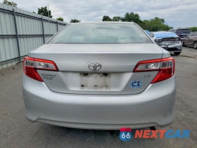 Zdjęcie 6 z 12 samochodu: 2013 TOYOTA CAMRY VIN:4T4BF1FK2DR293437 - miniatura