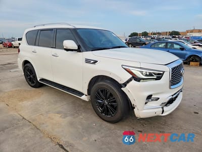Czwarte zdjęcie samochodu z boku: 2022 INFINITI QX80 LUXE VIN:JN8AZ2AFXN9742521 - miniatura