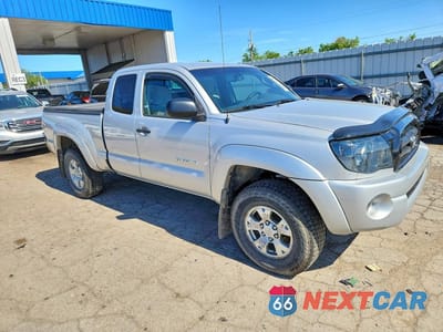 Czwarte zdjęcie samochodu z boku: 2010 TOYOTA TACOMA ACCESS CAB VIN:5TEUX4EN0AZ735586 - miniatura