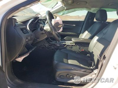 Zdjęcie 7 z 12 samochodu: 2018 CHEVROLET IMPALA LT VIN:2G1105S33J9173018 - miniatura