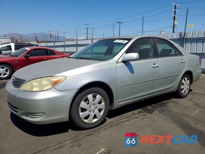 2002 TOYOTA CAMRY JTDBE32K920109781 - główne zdjęcie licytacji z USA - miniatura