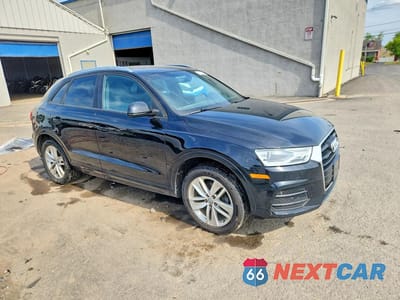 Czwarte zdjęcie samochodu z boku: 2017 AUDI Q3 PREMIUM VIN:WA1ECCFS7HR009917 - miniatura