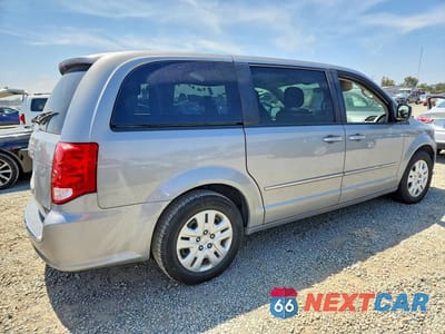 Trzecie zdjęcie samochodu z tyłu: 2015 DODGE GRAND CARAVAN SE VIN:2C4RDGBGXFR625664 - miniatura