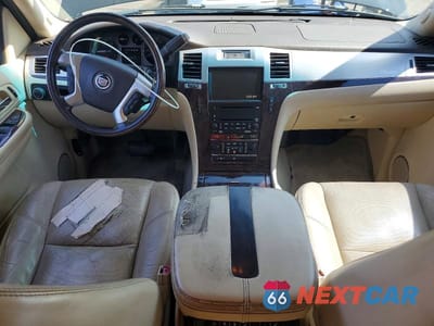 Zdjęcie 8 z 13 samochodu: 2007 CADILLAC ESCALADE ESV VIN:1GYFK66817R297171 - miniatura