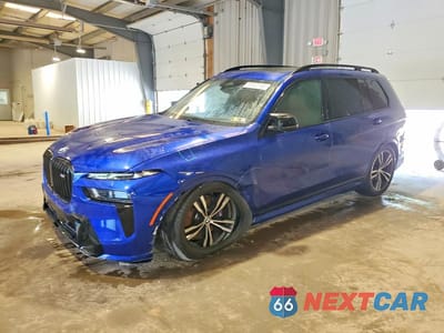 2025 BMW X7 M60I 5UX33EM04S9X32138 - główne zdjęcie licytacji z USA - miniatura