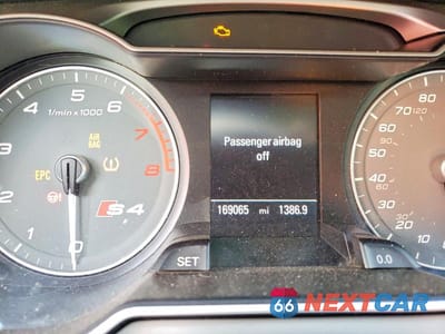 Zdjęcie 9 z 12 samochodu: 2013 AUDI S4 PREMIUM PLUS VIN:WAUBGAFL0DA221185 - miniatura